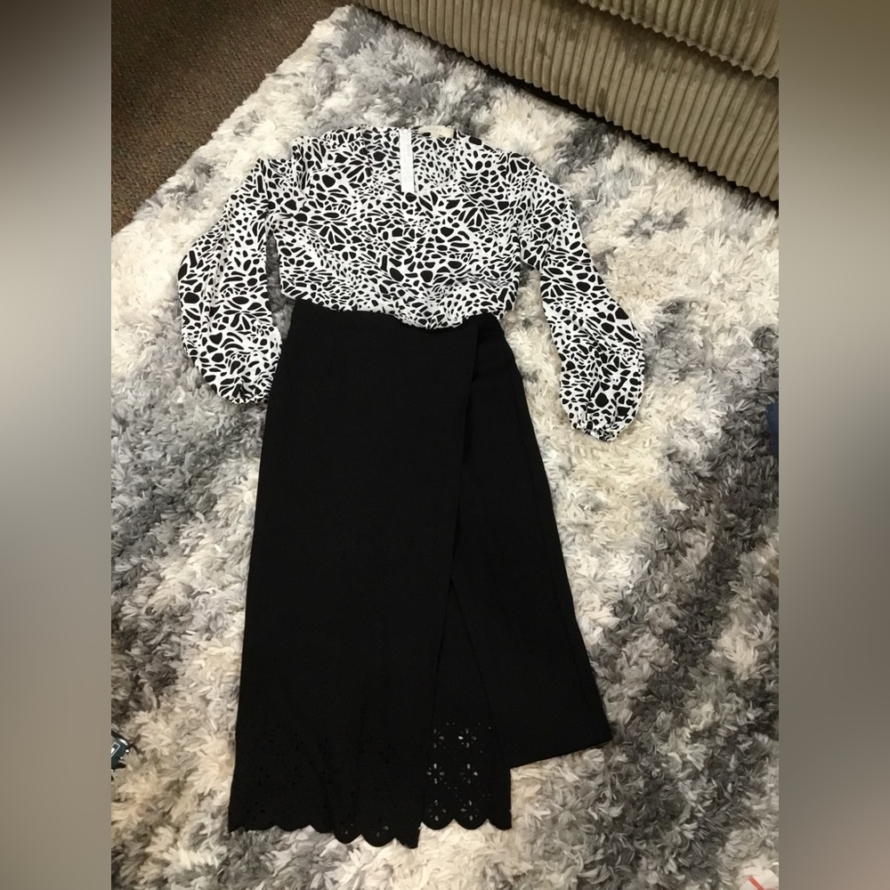 NWOT  BETABRAND HALF SKIRT LEGGINGS WITH NWOT LOFT SILKY BLOUSE OUTFIT.